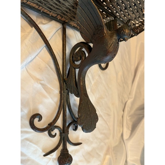 Vintage IRON and WICKER wall scounce shelf - Picture 14 of 15